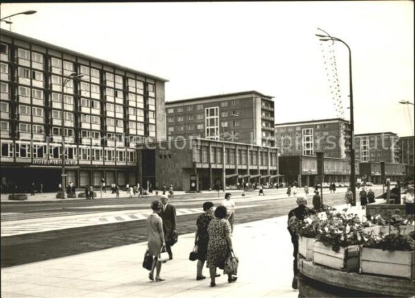 Karl-Marx-Stadt Strasse der Nationen