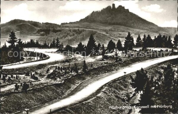 Nuerburgring Karussell mit Nürburg