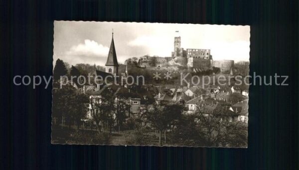 Koenigstein Taunus Katholische Kirche und Burgruine Höhenl
