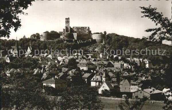 Koenigstein Taunus Stadtbild mit Burgruine Heilklimatische