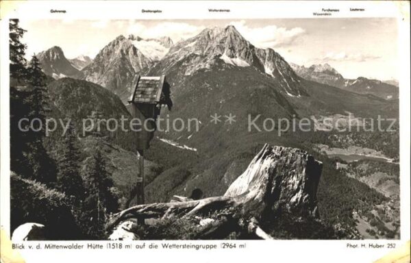 Garmisch-Partenkirchen Blick von Mittenwalder Hütte Wetterstei