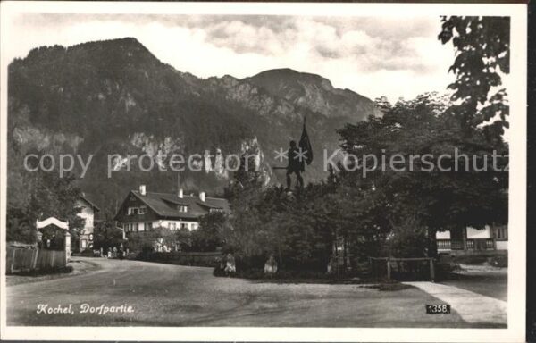 Kochel See Dorfplatz Alpenblick