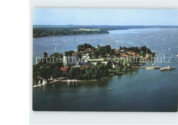 Fraueninsel Chiemsee mit Kloster Frauenwörth Fliegeraufnahme