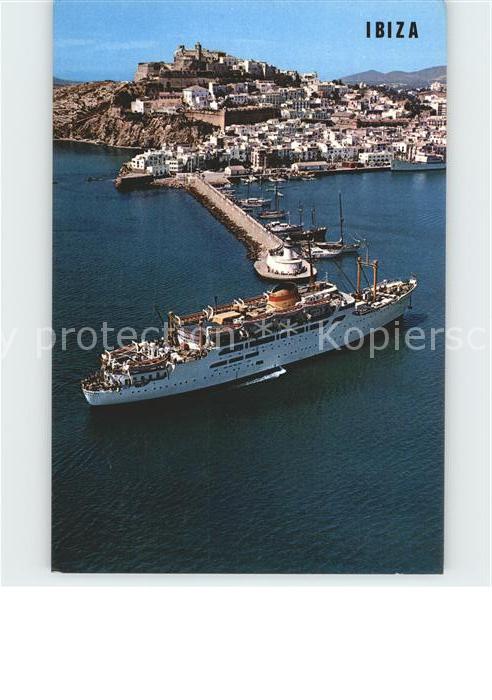 Ibiza Islas Baleares Fliegeraufnahme Kreuzfahrschiff