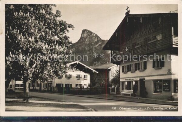 Oberammergau Dorfpartie mit Kofel Kastanie