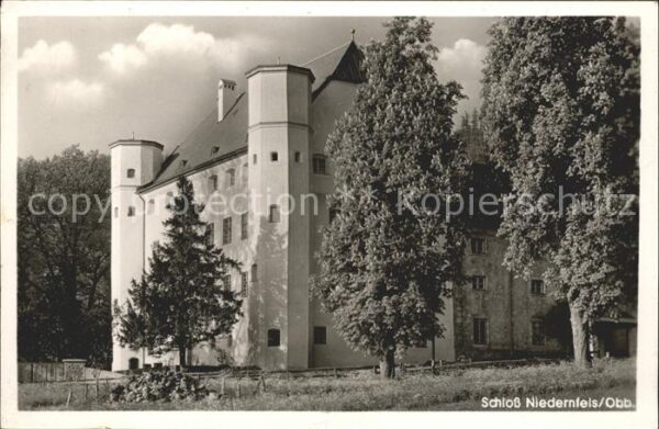 Marquartstein Schloß Niedernfels