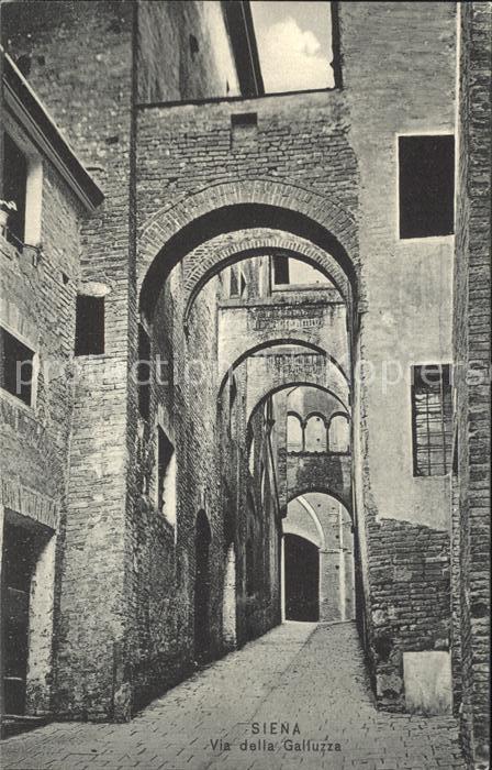 Siena Via dellla Galluzza