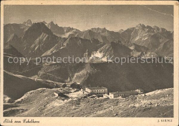 Nebelhornbahn Bergstation mit Edmund Probst Haus