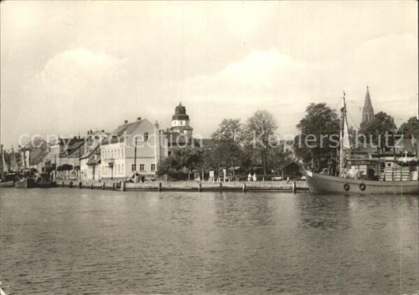 Ueckermuende Mecklenburg Vorpommern Hafen