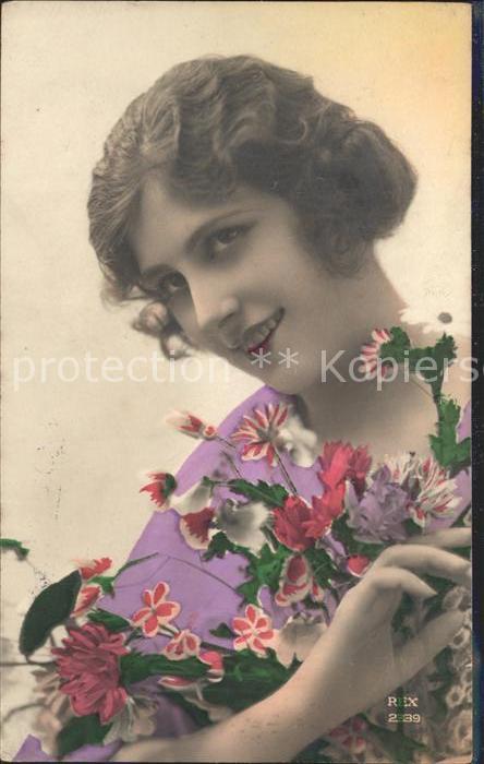 Foto REX Nr. 2339 Frau Blumen