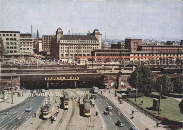 Essen Ruhr Stadtblick Strassenbahnen Tunnel