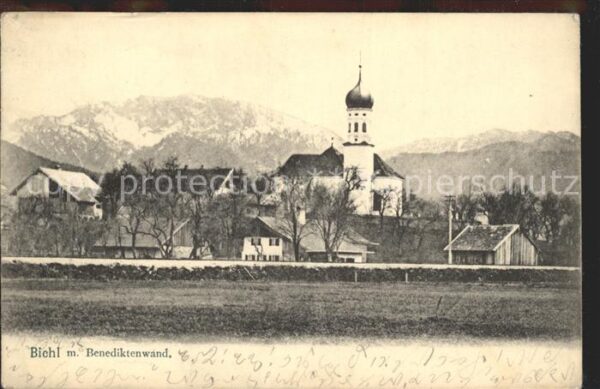 Bichl Bad Toelz Kirchenpartie mit Benediktenwand