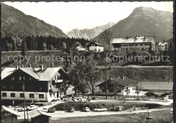 Vorderriss Gasthaus zur Post mit Forsthaus Elternh