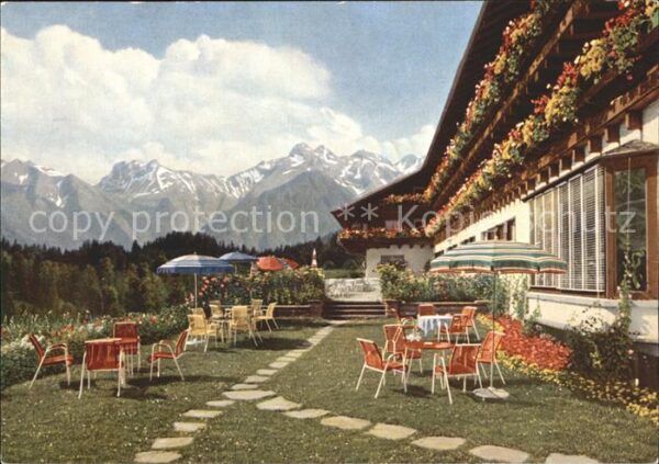 Sonthofen Oberallgaeu Allgäuer Berghof mit Alpe Eck Hörnergeb