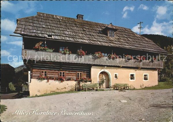 Kaernten Altes Kärntner Bauernhaus