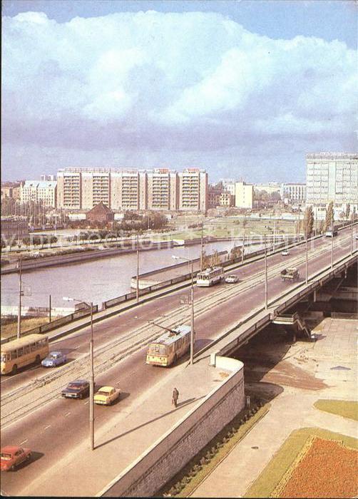 Kaliningrad Brücke Wohnblocks Hochhaus