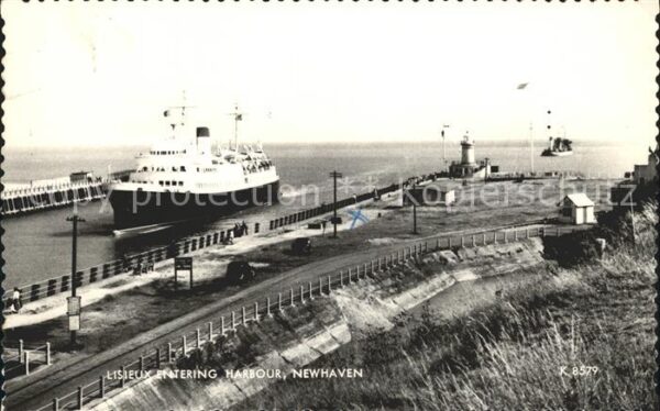 Dampfer Oceanliner Lisieux Harbour Newhaven