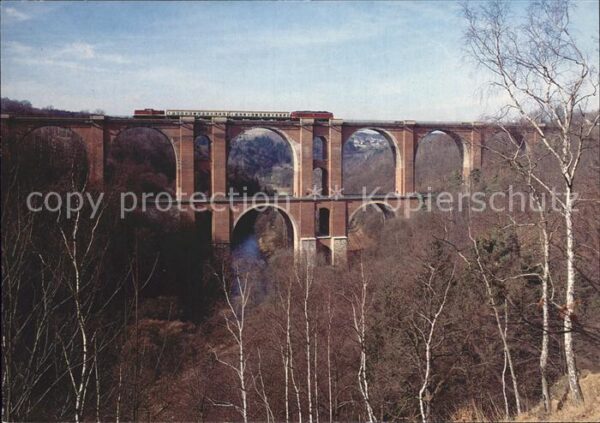 Bruecken Bauwerke Elstertalbrücke Jocketa Vogtland Person