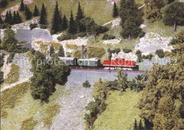 Modellbau-Eisenbahn Personenzug Saaletal