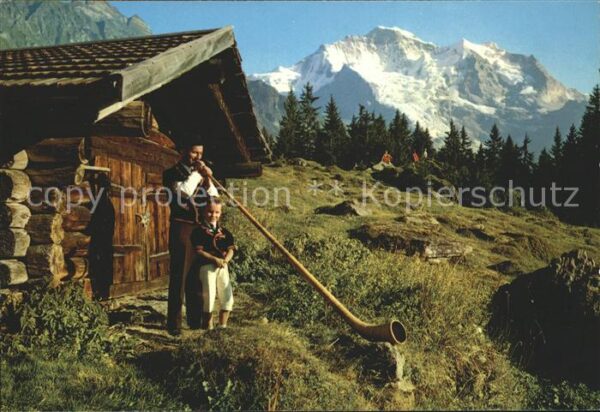 Alphorn Alphornbläser Sennenbub Jungfrau Wengen