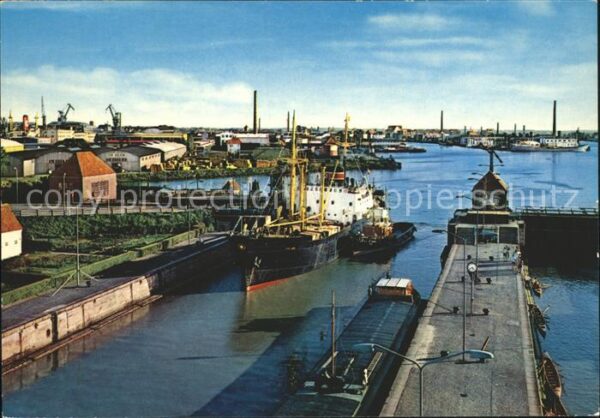 Hafenanlagen Bremerhaven Doppelschleuse Fischereihaf