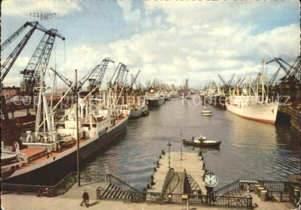 Schiffe Ships Navires Bremen Überseehafen