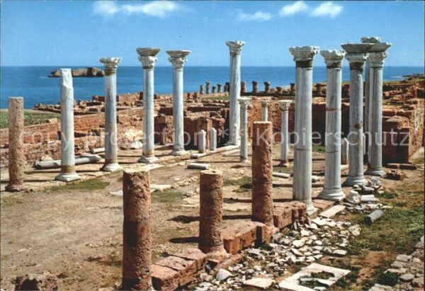 Apollonia Susa Chiesa Centrale Ausgrabungen Säulen