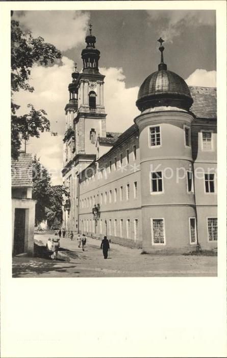 Pielenhofen Kloster der Salesianerinnen mit Wallfah