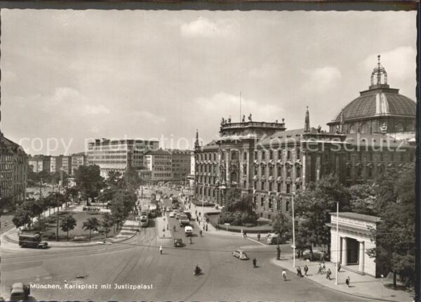 Muenchen Karlsplatz Justizpalast