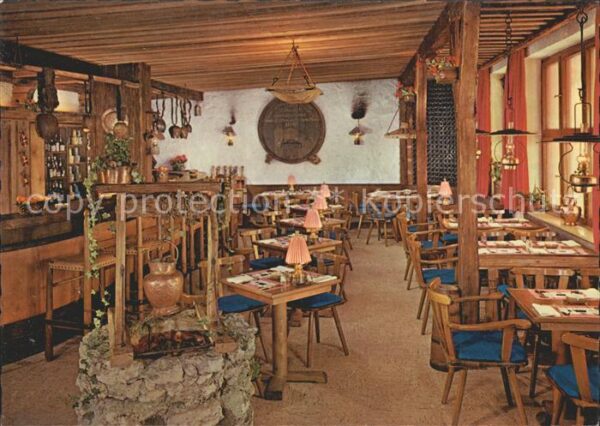 Muenchen Holzkohler Grill Bar
