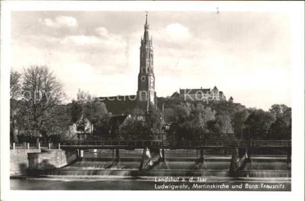 Landshut Isar Ludwigwehr Martinskirche und Bura Traus