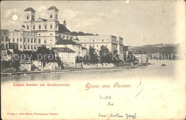 Passau Linkes Innufer mit Studienkirche