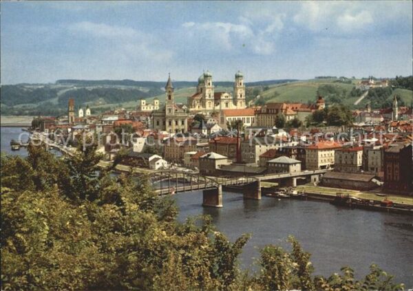 Passau Donaupartie mit Dom