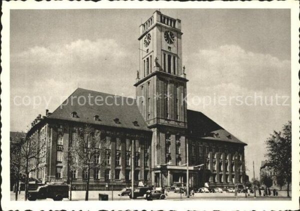 Berlin Westberliner Rathaus mit Freiheitsglock