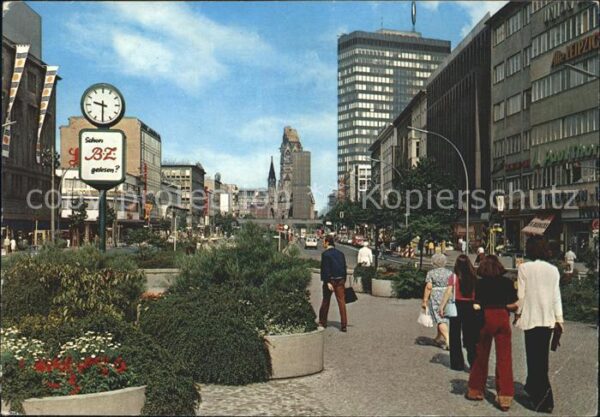 Berlin Teuentzienstrasse mit Europacenter