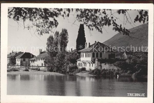 Trebinje Häuser am Wasser