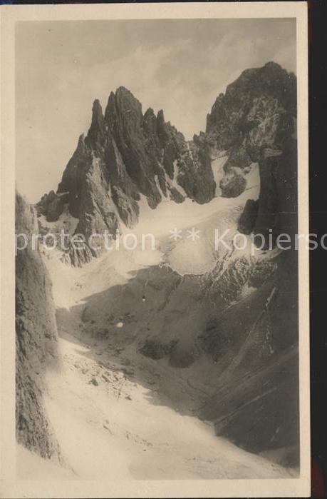 Dolomiti Punta Cinque Dita nel gruppo del Sassol