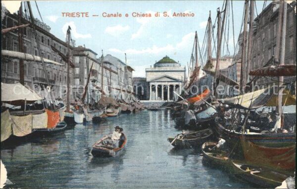 Trieste Canale e Chiesa di San Antonio Fischerb
