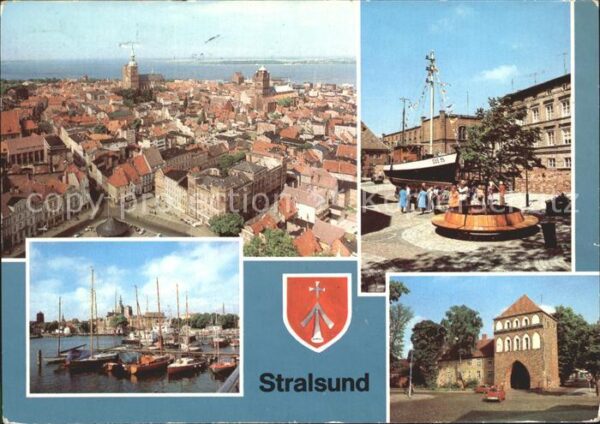 Stralsund Mecklenburg Vorpommern Stadtblick Kutter am Meeresmuseum Hafen