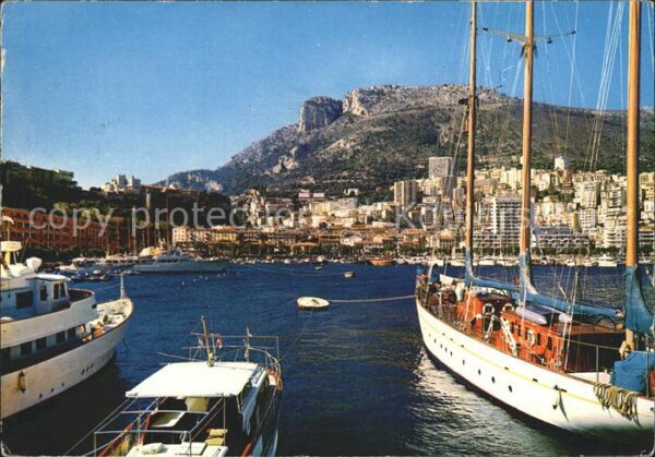 Monaco Le Port Le Palais Princier et la Tete d