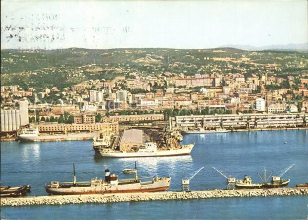 Rijeka Fiume Hafenpartie Panorama