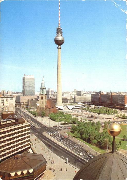 Berlin Blick vom Dom Fernseh und UKW Turm