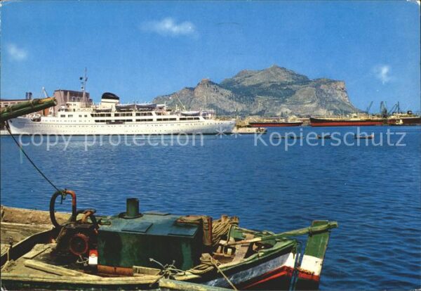 Palermo Sicilia Il Porto e Monte Pellegrino Fahrgastsch