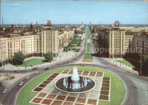 Berlin Blick vom Strausberger Platz zur Karl M