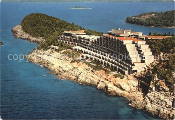 Cavtat Dalmatien Hotel an der Küste Fliegeraufnahme