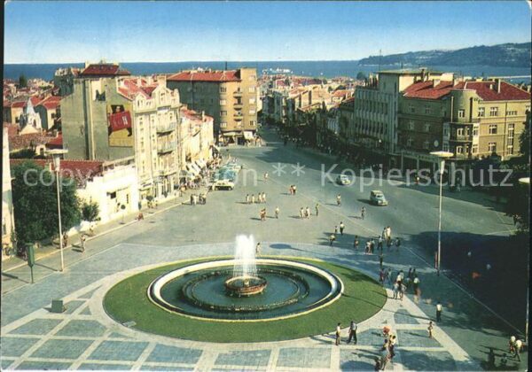 Varna Warna Platz Der 9. September Springbrunnen