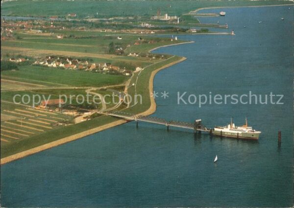 Brunsbuettel Elbefähre Fährschiff Schleswig Holstein