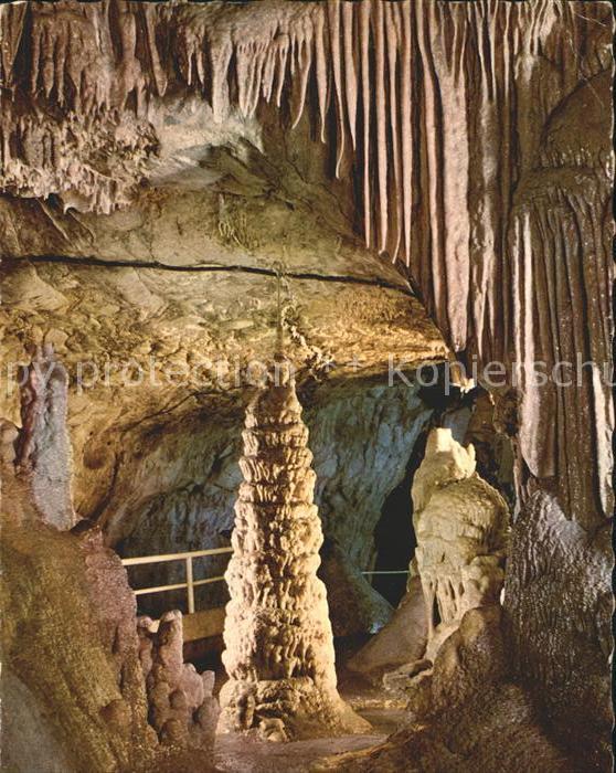 Dechenhoehle Kaiserhalle Tropfsteinhöhle