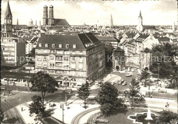 Muenchen Sendlinger Tor Platz Frauenkirche