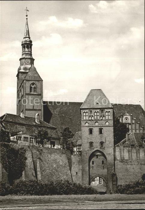 Tangermuende Rosspforte mit St Stephans-Kirche